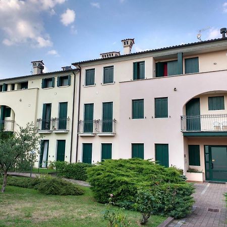 Bright Apartment In Marostica Exterior photo